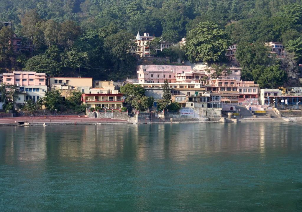 Yoga Vacation at Sivananda Ashram Rishikesh