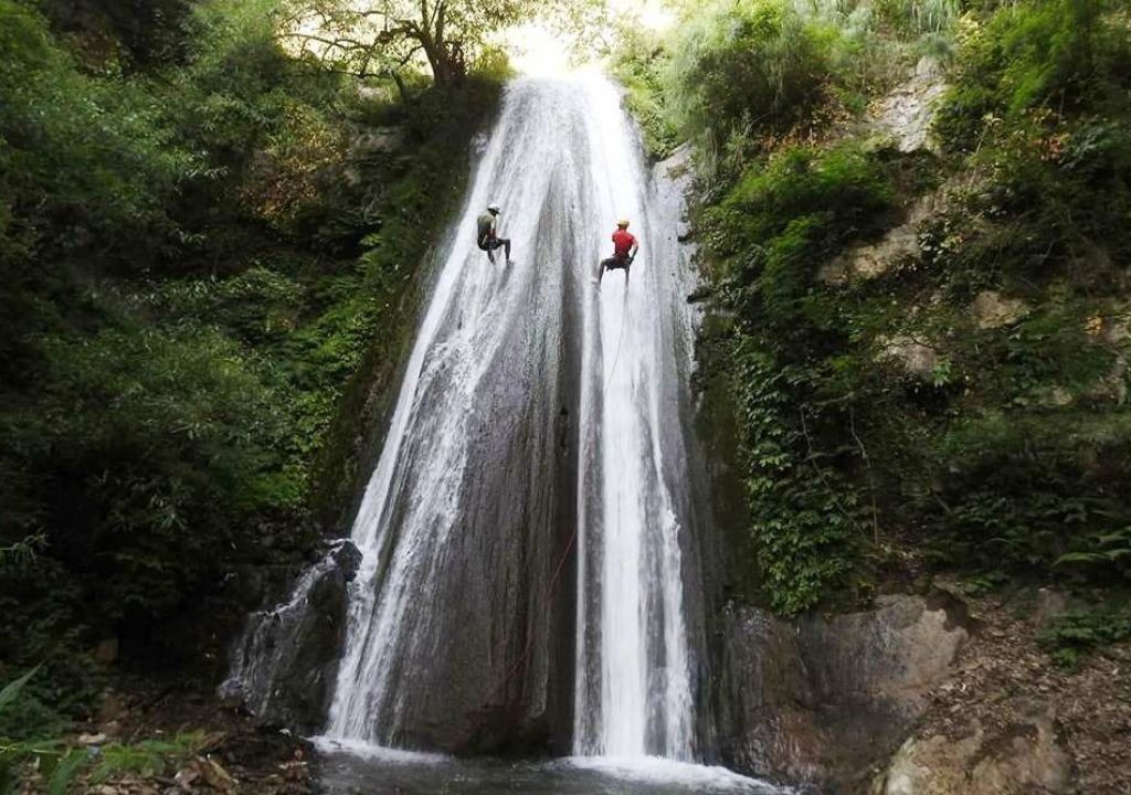 How to Reach Garudchatti Waterfall