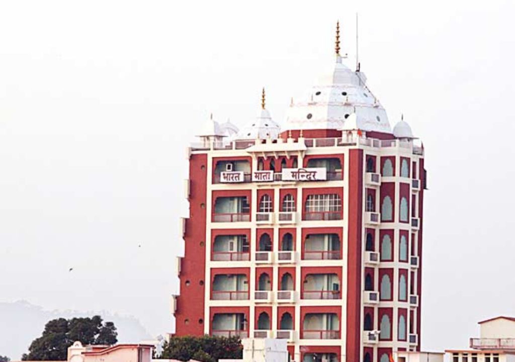 THE ARCHITECTURE AND DESIGN OF BHARAT MATA MANDIR