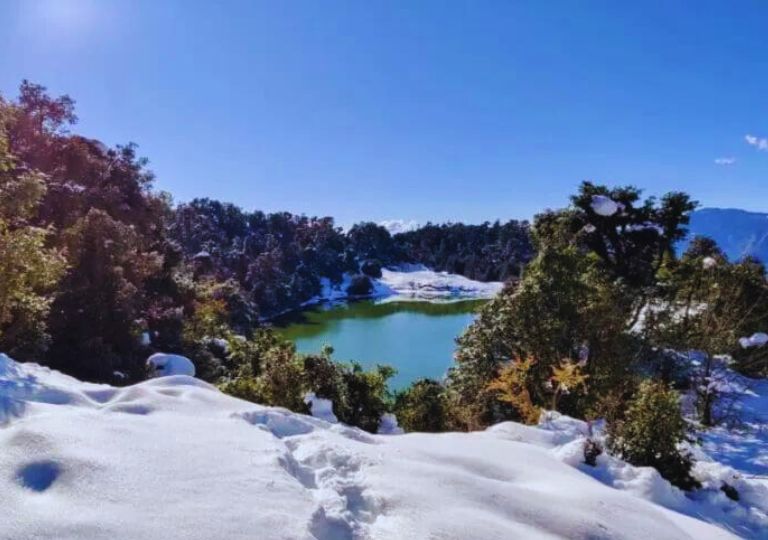 Deoriatal Chandrashila Trek