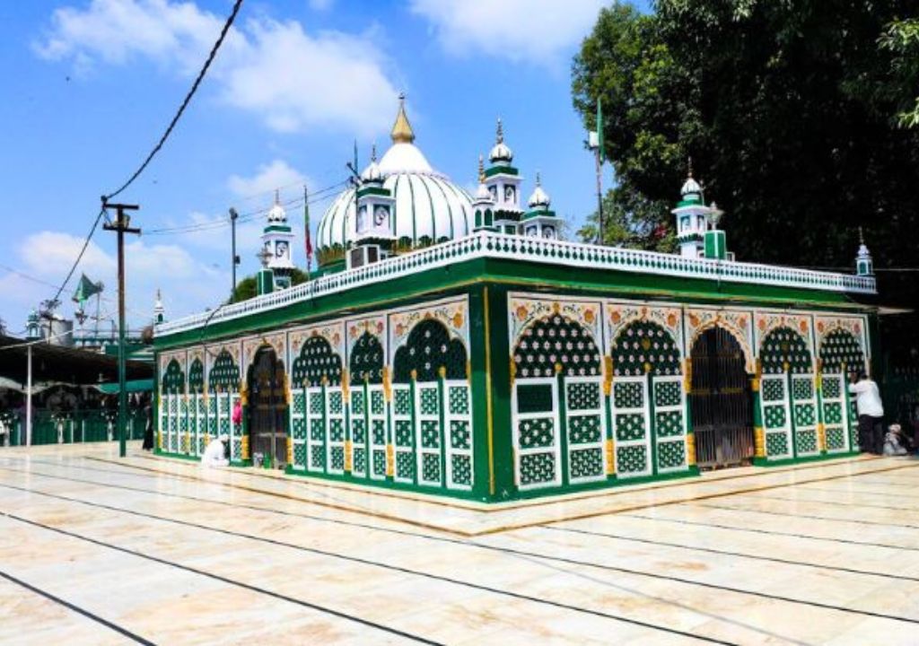 Piran Kaliyar Sharif