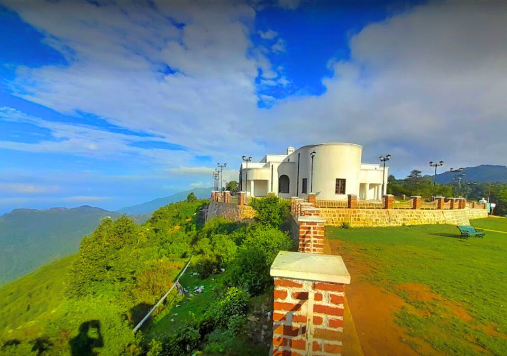 Explore Sir George Everest Dehradun (Entry Fee, Timings, History)