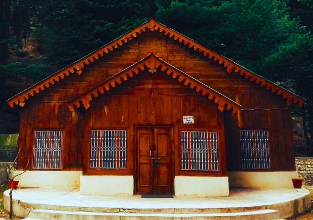Forest Rest Houses Of Uttarakhand