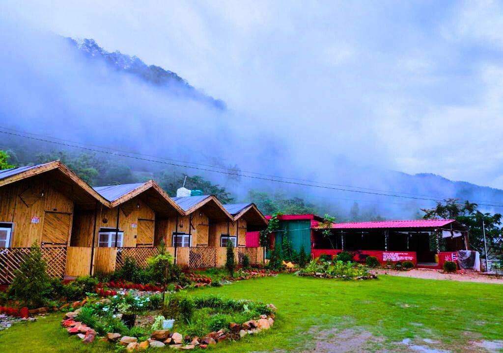 Jungle Resorts in Rishikesh