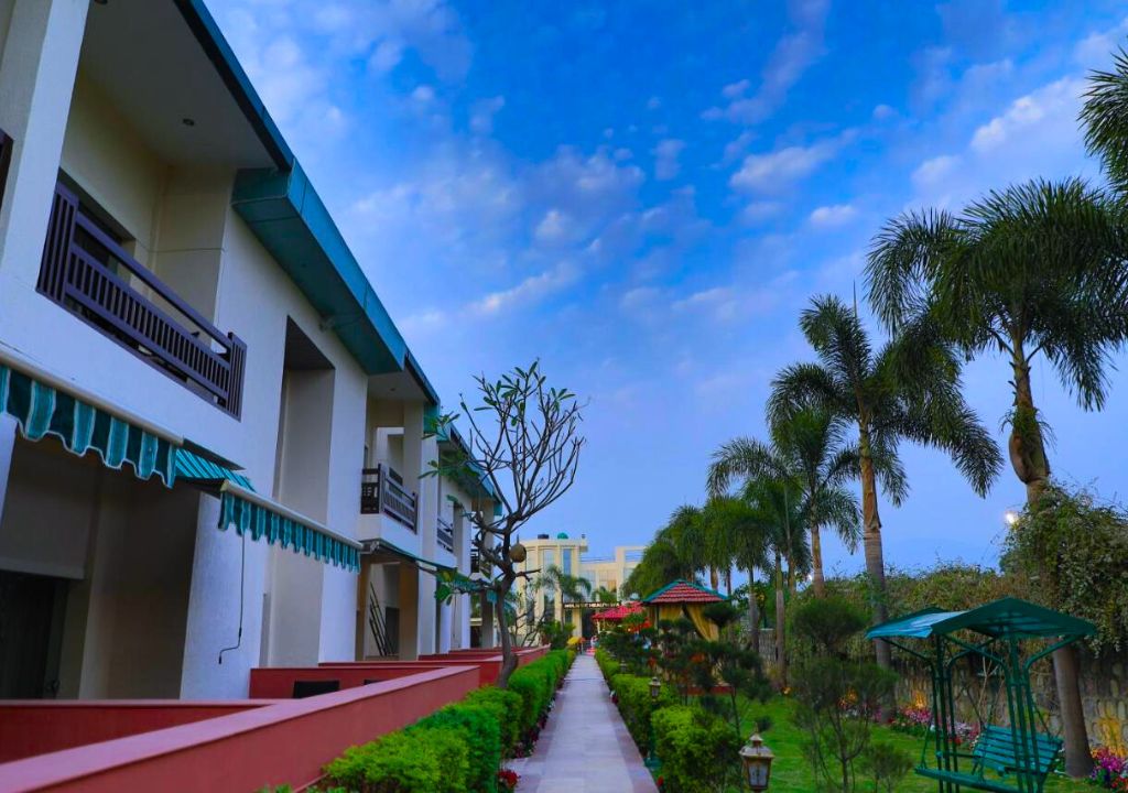 Neeraj River Forest Resort