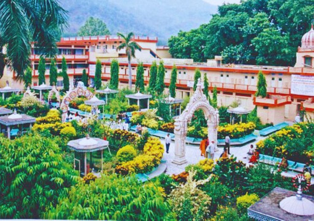 Parmarth Niketan Rishikesh