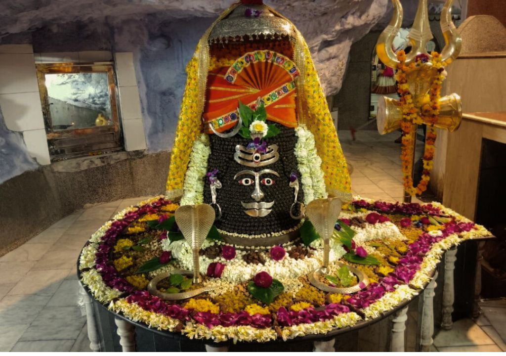 Tapkeshwar Temple Dehradun