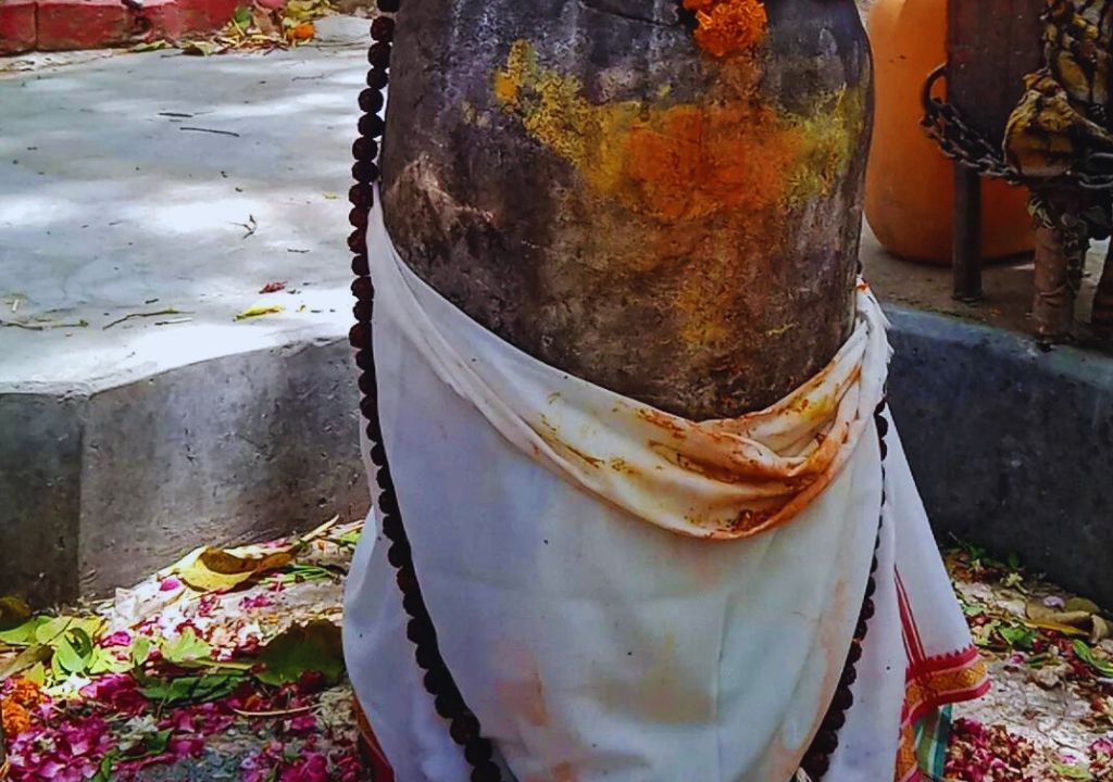 the Mota Mahadev Temple in Rishikesh